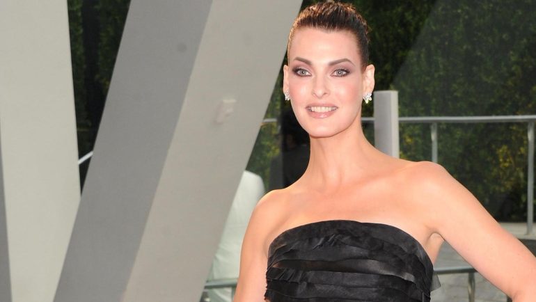 Linda Evangelista appears in public for the first time since Beauty Bouche