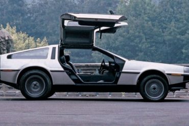 DeLorean DMC-12: Cult Car With Electric Return |  life and wisdom