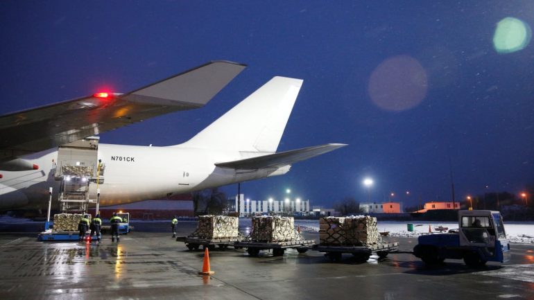 Lufthansa checks flight stops for Ukraine - KLM no longer flying