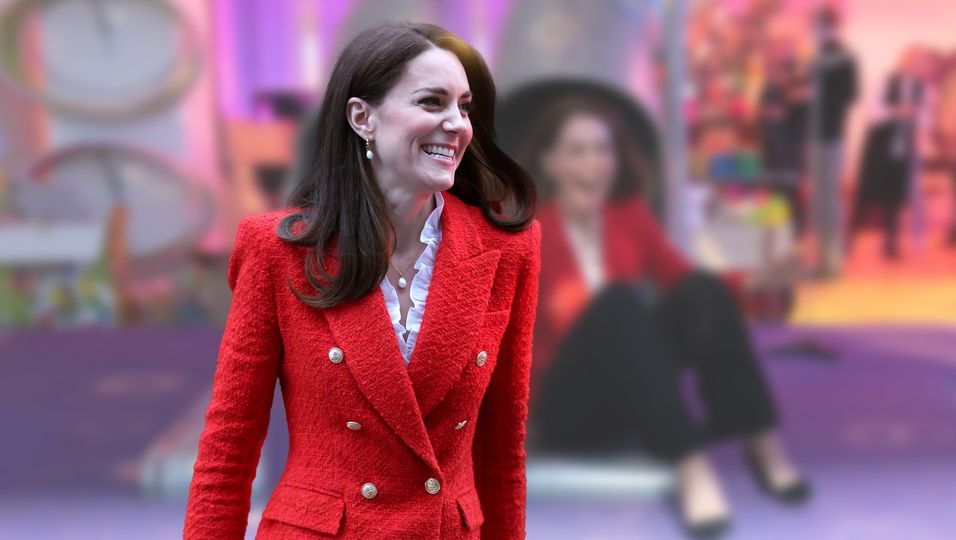 Duchess Kate: Rare recording: She walks full force on the slide - and laughs with all her heart