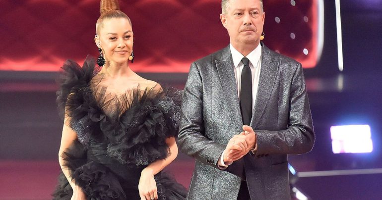 "Let's Dance" Star Ona Natchiti: Joachim Lambic Criticized