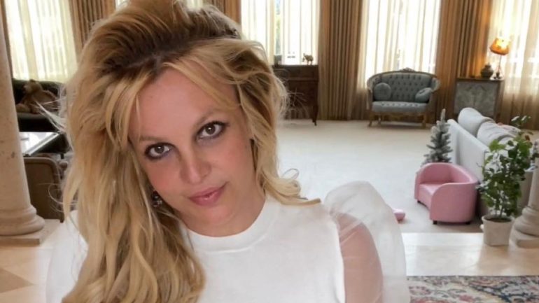 Pregnant video: Britney Spears is back on Instagram