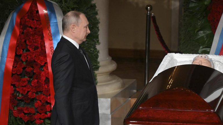 Putin appears in the open coffin of Russian politician Zhirinovsky