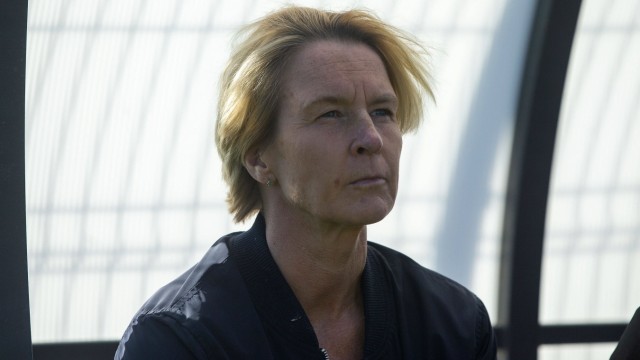 Defeat for DFB Women: Thoughtful National Coach: Martina Vos Tecklenburg.