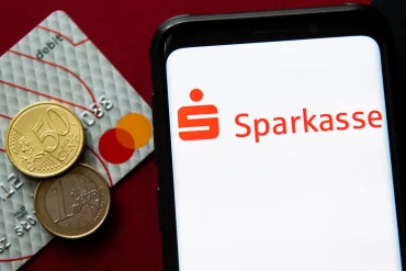 Now you can also withdraw money from Sparkasse using your smartphone