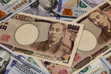 Yen at 20-year low against dollar