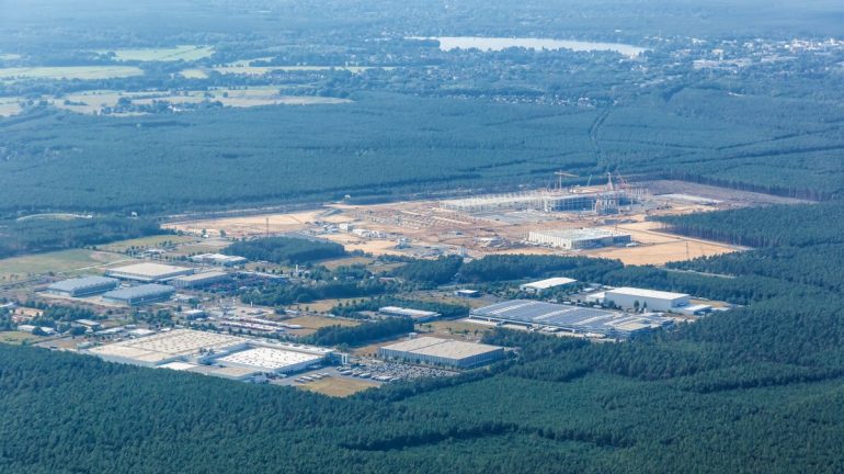 Gigafactory is becoming huge: Tesla Grunheide .  Wants to expand car plant in