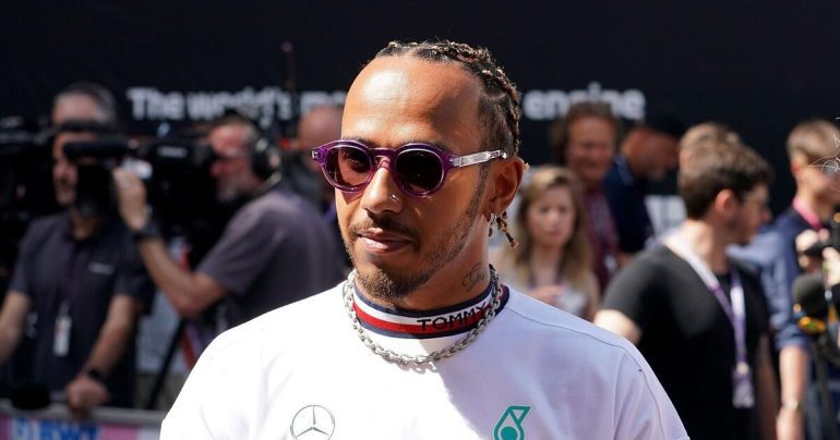 Jewelery ban postponed in Formula One - Hamilton angry-Sports