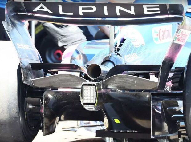 Rear wing and beam wing on the Alpine A522 at the 2022 Canadian Grand Prix in Montreal