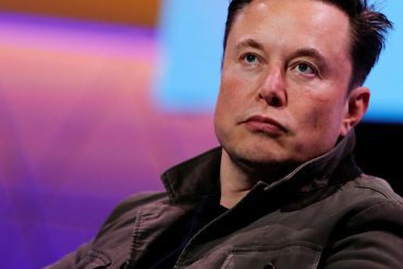 Musk talks employees – and threatens layoffs