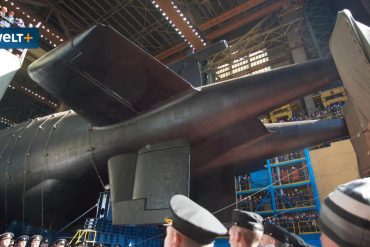 K-329 Belgorod: Russia put into operation the world's largest submarine