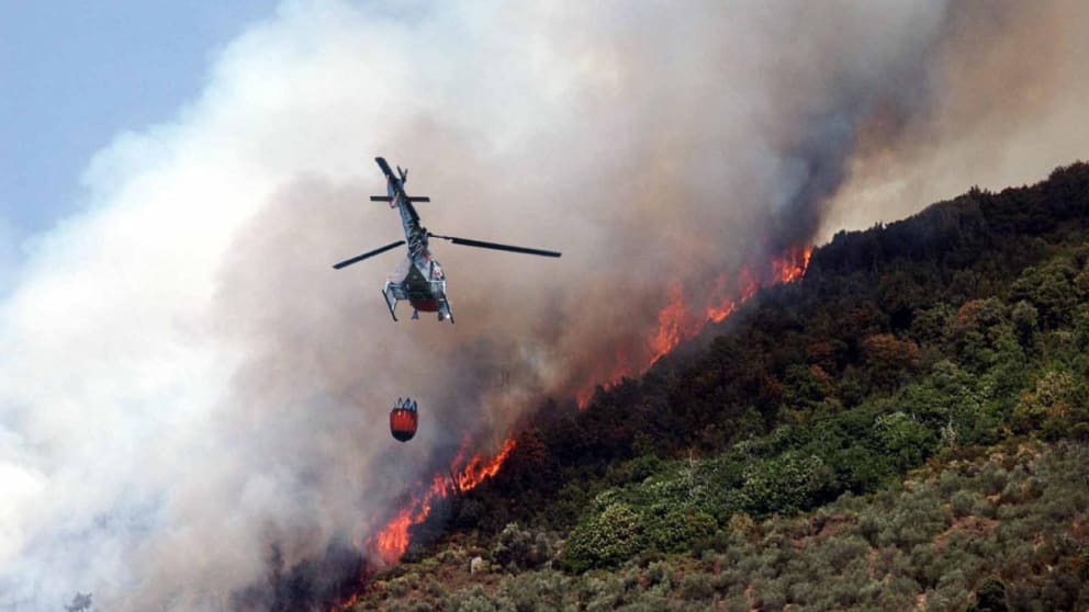 Firefighting from above: Four firefighting aircraft and a helicopter to help extinguish
