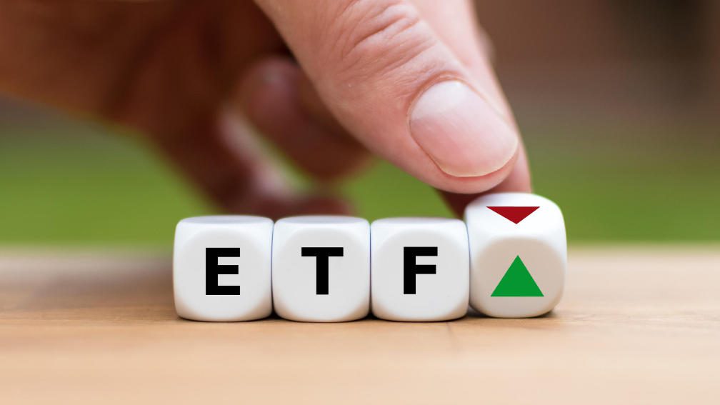 What are index funds and how do they work?  ETFs
