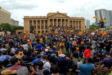 Head of State announces resignation: Protesters storm Rashtrapati Bhavan in Sri Lanka