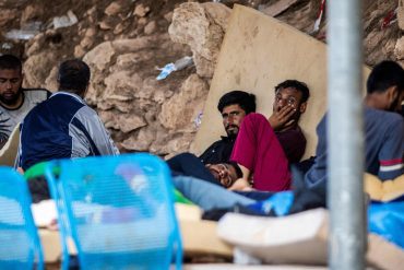 Outrage over conditions: migrant camp on Lampedusa removed