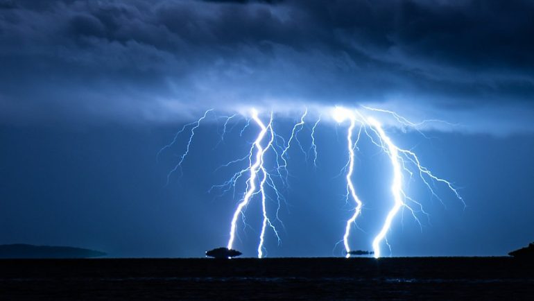 Protecting expensive electronic equipment: Pull the plug in case of lightning and thunder?