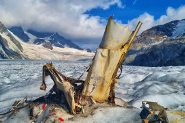 Melted Glacier Reveals 1968 Crashed Plane |  news