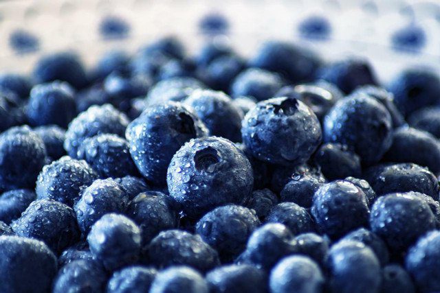 Before you can freeze blueberries, you must allow them to dry completely.