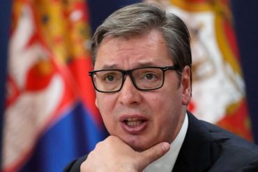 Serbian President Vucic threatens to intervene in Kosovok