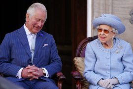 Prince Charles visits Queen every day: Mother's concern  Entertainment
