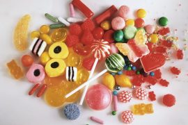 Annual salary 77,000 euros: Canadian company looking for candy tasters