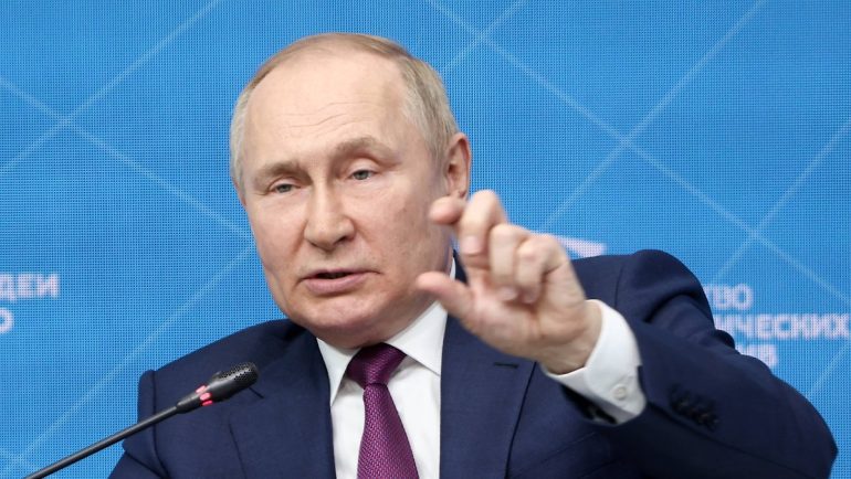 Gazprom denies approval: Putin presented Germany with turbines