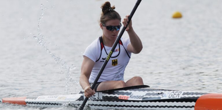 Joule Heck won two more medals, including a bronze in singles kayaking at the World Championships in Canada on Sunday.