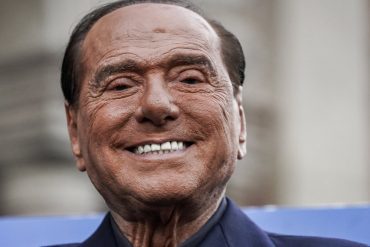The reason for Berlusconi's displeasure: Italy's right wants to introduce a presidential system if they win