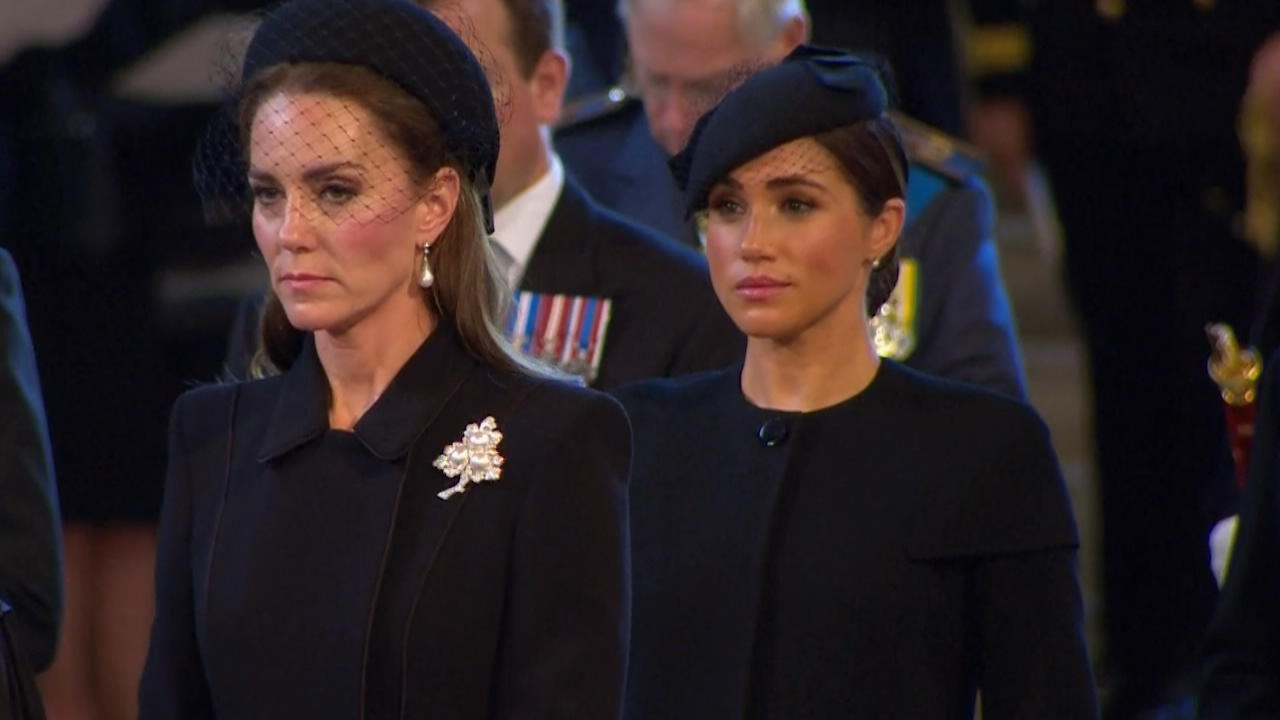 Ice Age between Kate and Meghan Cold looking at service
