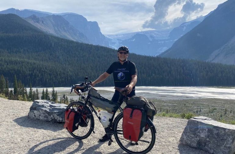 Bike trips around the world: in Canada, bears aren't a problem