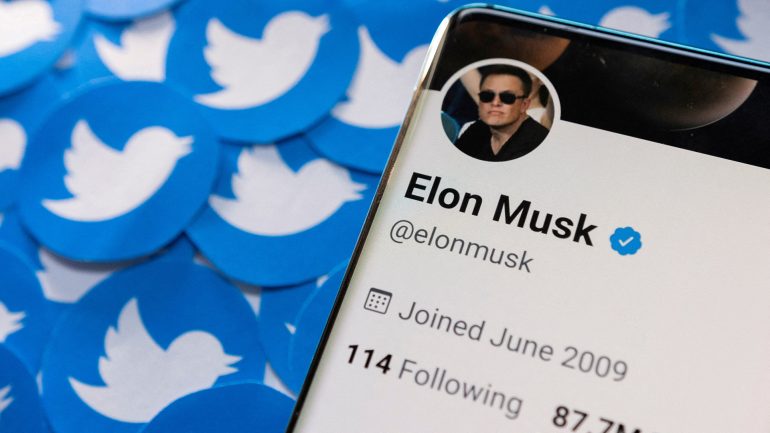 Board of directors dissolved: Musk Twitter's "sole director"