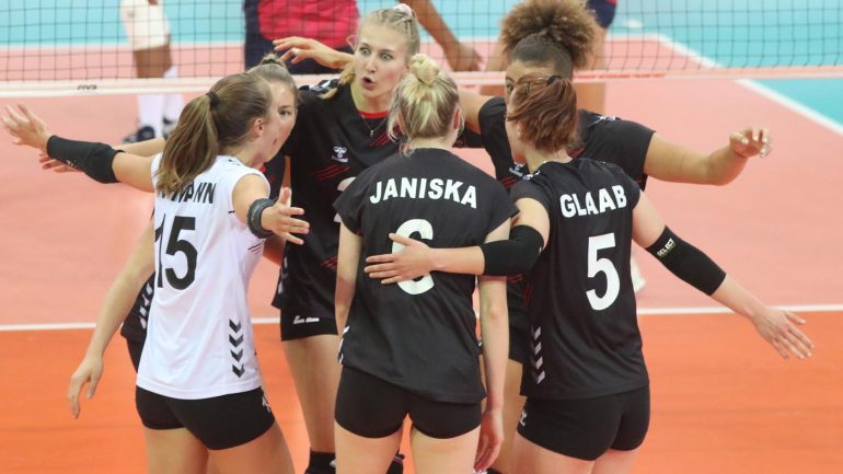 German volleyball players are in the next round