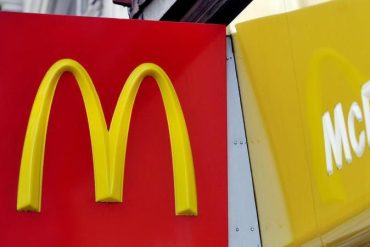 "Diet Rosti"?  A McDonald's customer opens a burger and can't believe his eyes!